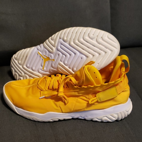 jordan proto react yellow